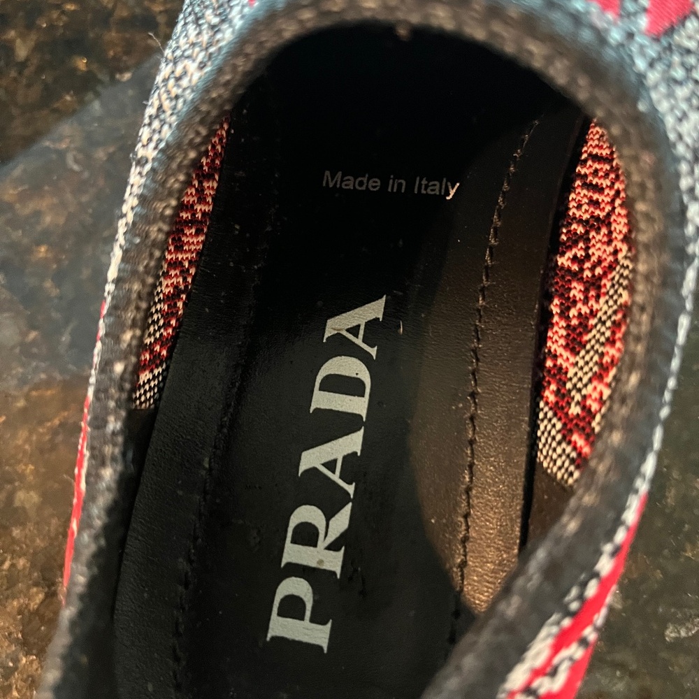 Designer Prada w a liking knit shoe